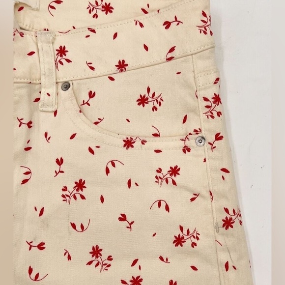 NWT, H&M,Creamy Beige & Floral
Straight-leg,Mid-Rise Pant w/Stretch,Size 12 - Picture 9 of 11